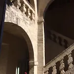 بيت ضيافة Le Richelieu Uzès